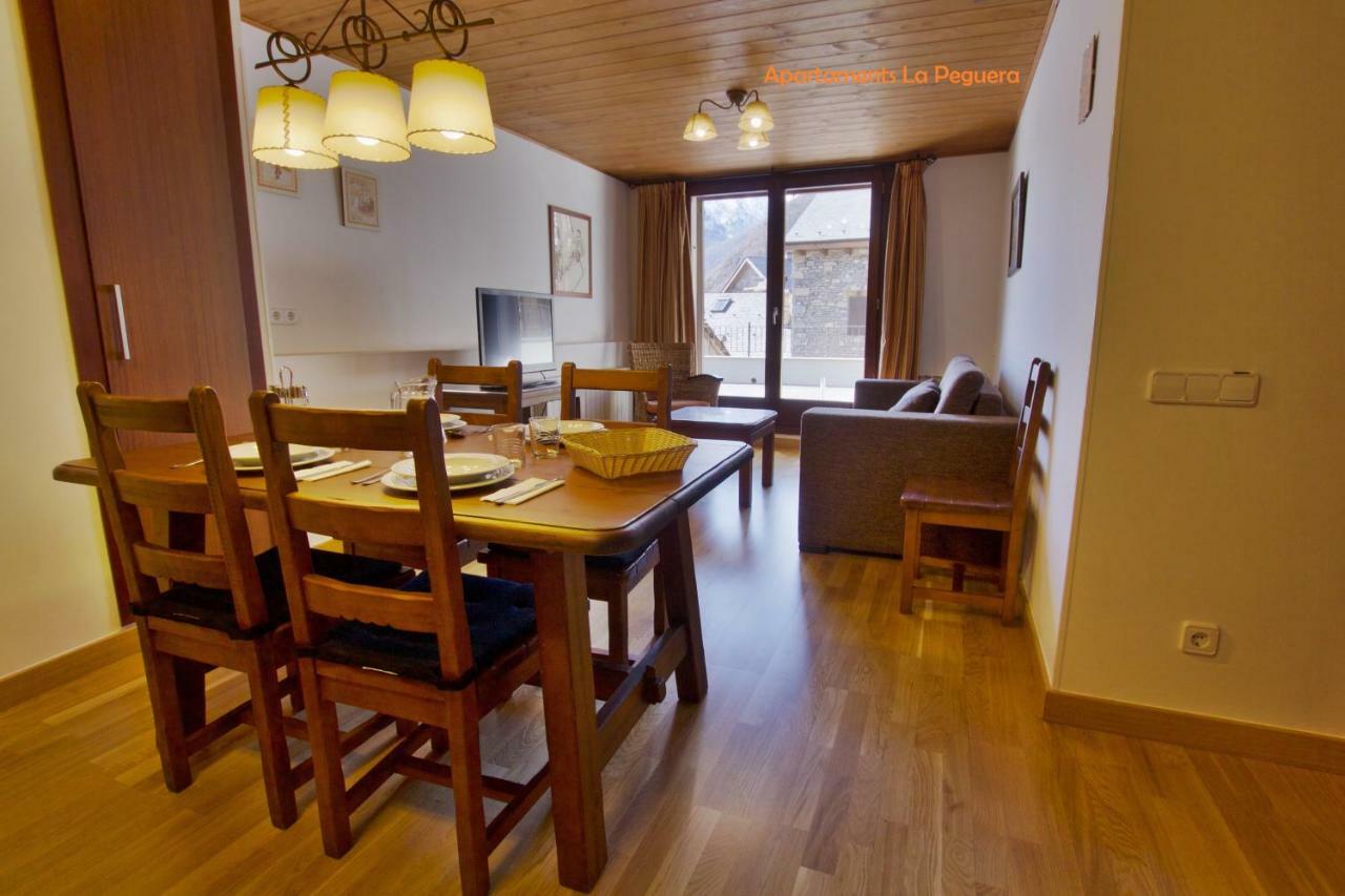 Apartaments La Peguera II Barruera Esterno foto